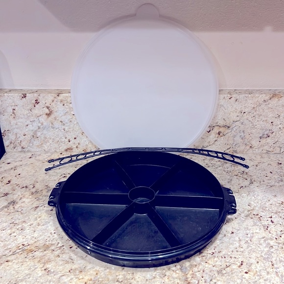 Vintage Tupperware 90’s Black Party Susan w/ Handle & Lid - Picture 3 of 8